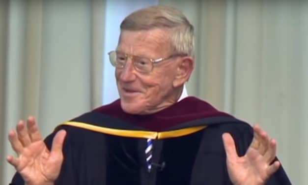 These Are the Rules to a Less Complicated Life | Lou Holtz